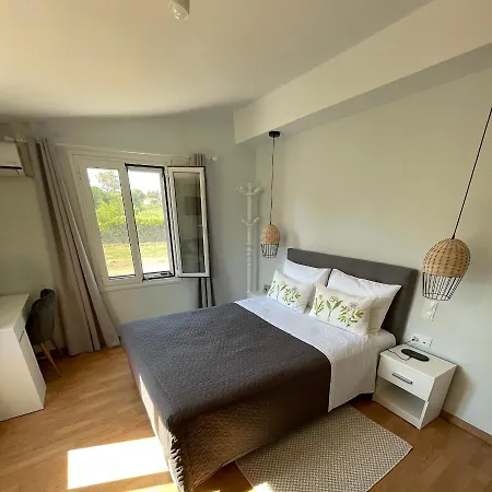 Seaside Retreat House カコバトス