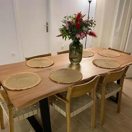 Seaside Retreat House *