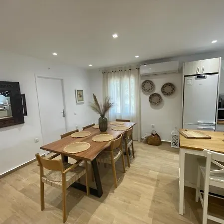 Seaside Retreat House