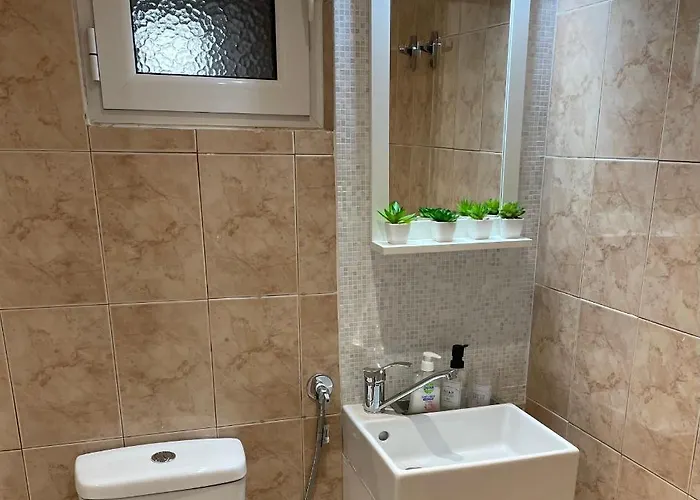 Seaside Retreat House *