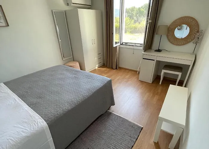 Seaside Retreat House